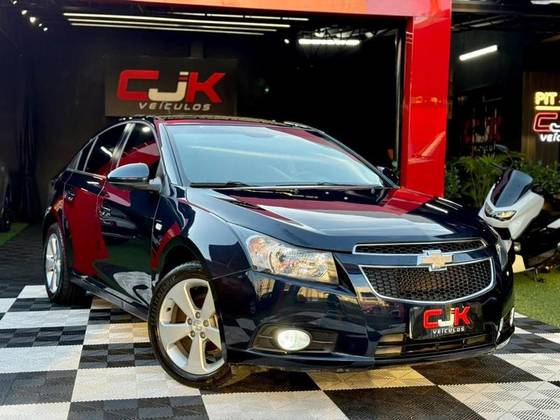 CHEVROLET CRUZE 1.8 LT 16V FLEX 4P AUTOMÁTICO CHEVROLET CRUZE 1.8 LT 16V FLEX 4P AUTOMÁTICO